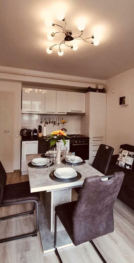 Apartament Comfort Primaverii Rîşnov Dış mekan fotoğraf